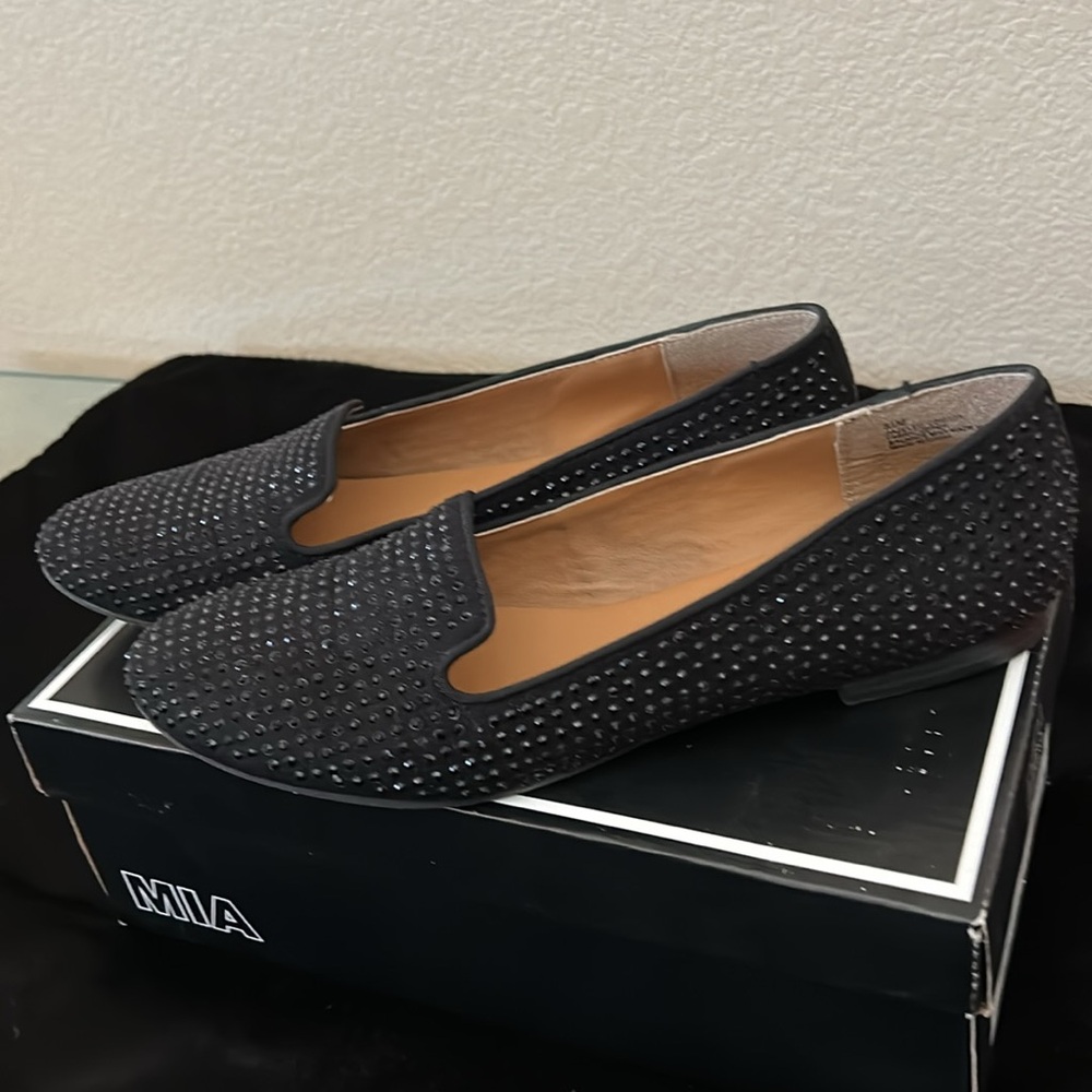 MIA Black Rhinestone Studded Flat Loafers Size 8.5 - Picture 3 of 7